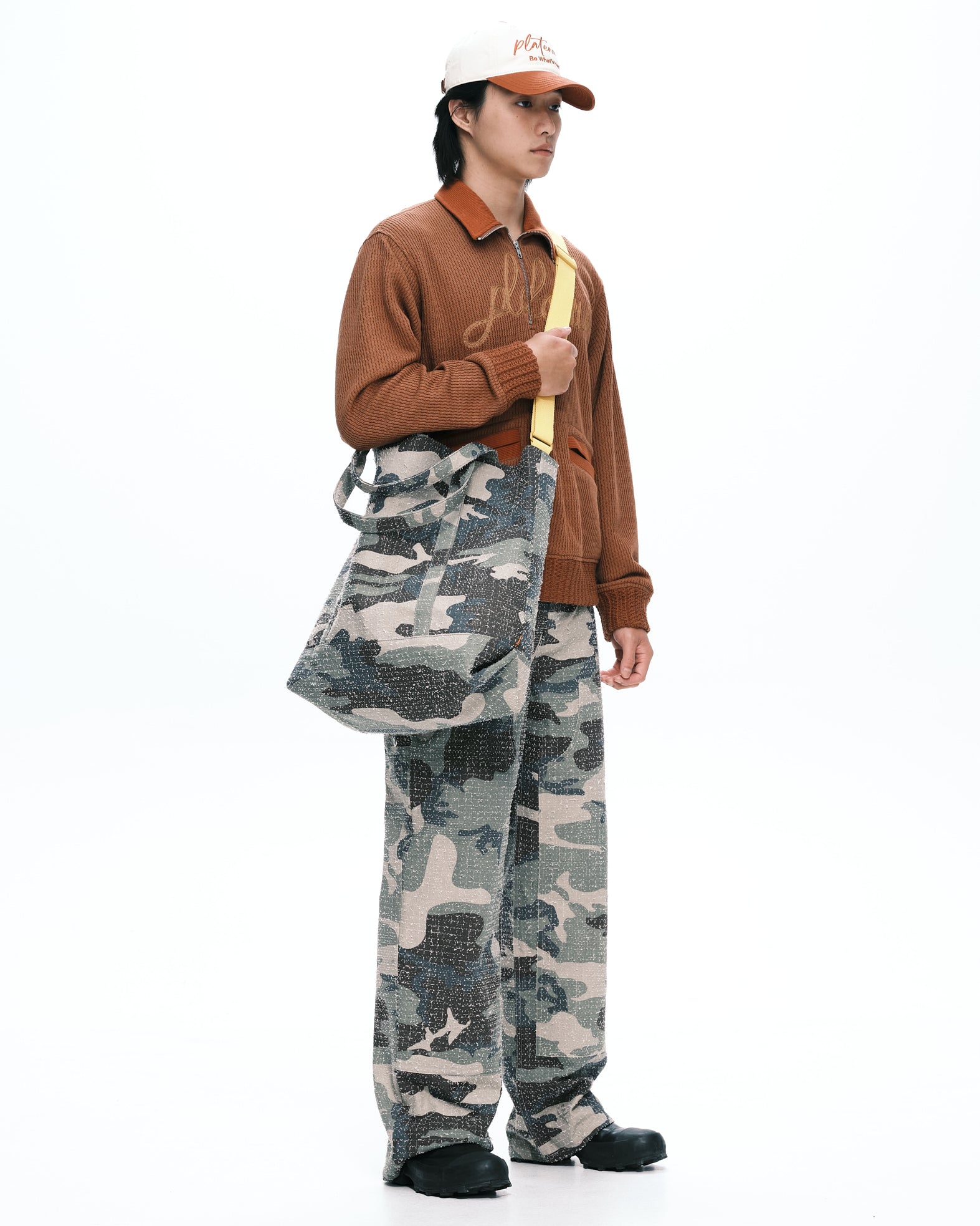 Stripe tote camo