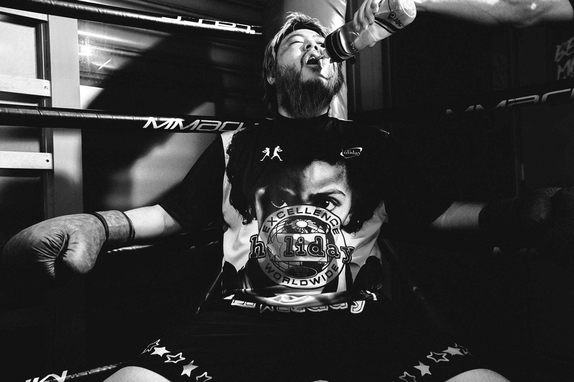 PLATEAU STUDIO 25 Holiday