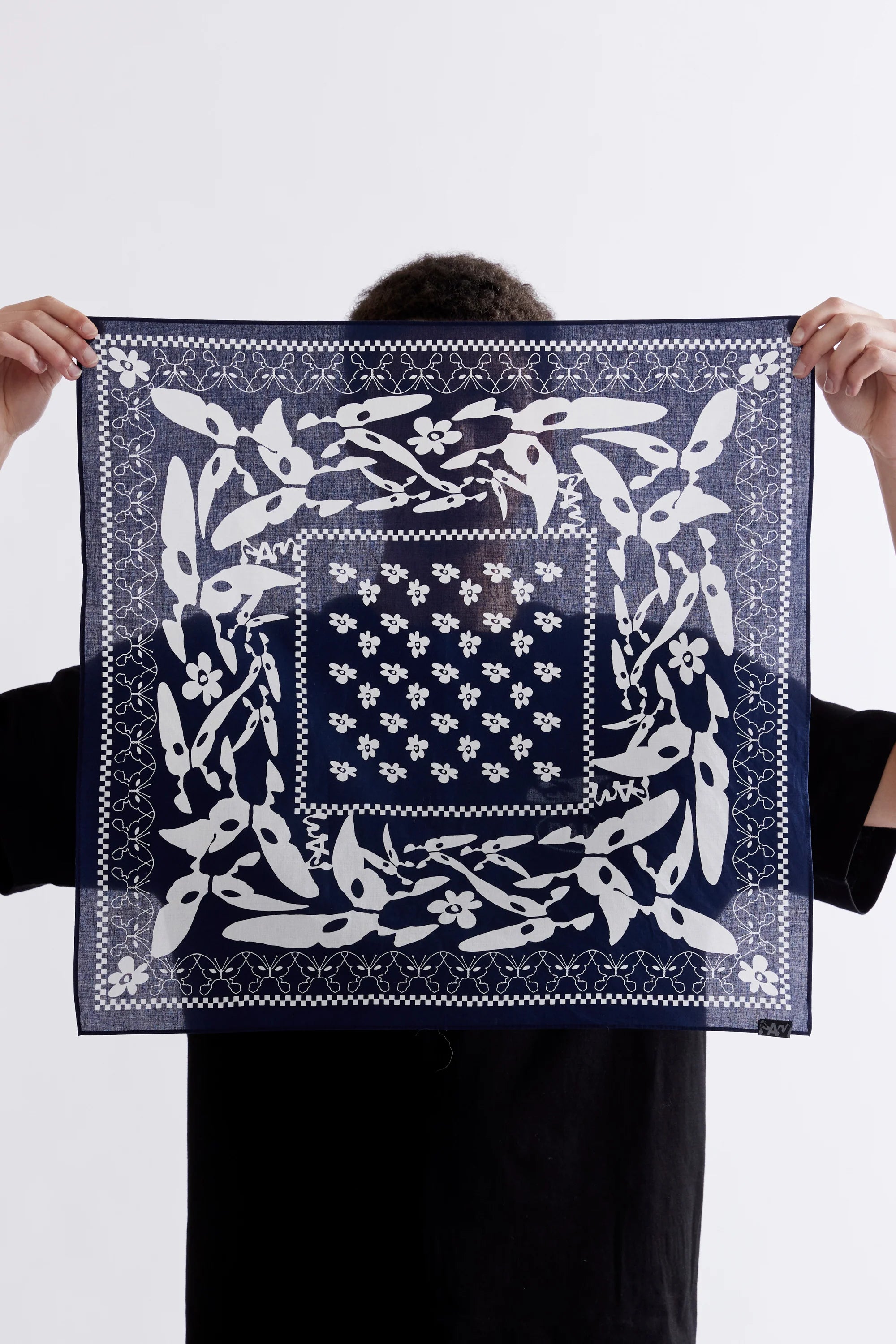 KALEIDOSCOPE OF BUTTERFLIES BANDANA - NAVY FA