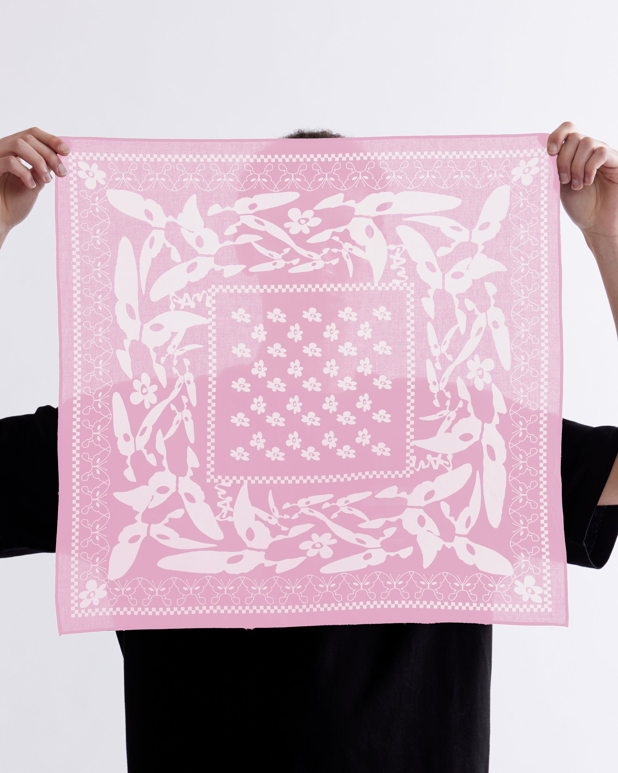 KALEIDOSCOPE OF BUTTERFLIES BANDANA - PINK FA