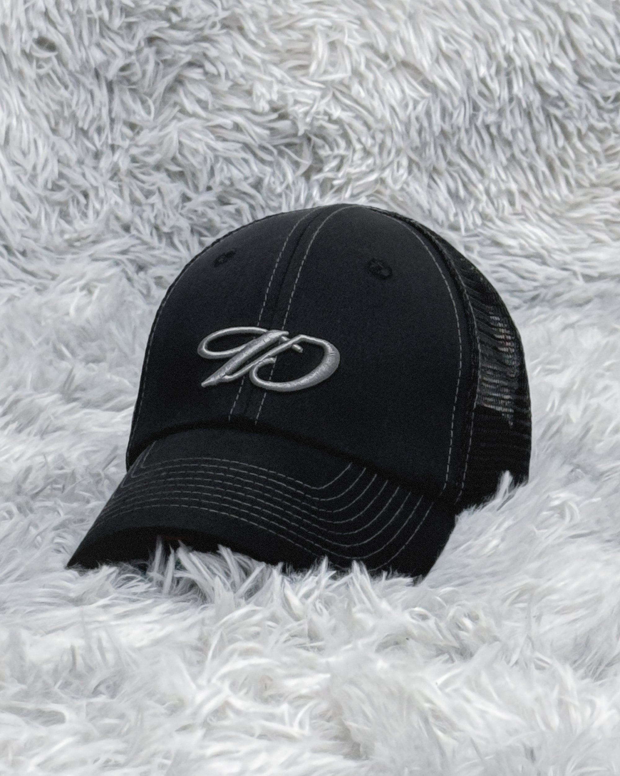 10SS Low Pro Trucker hat