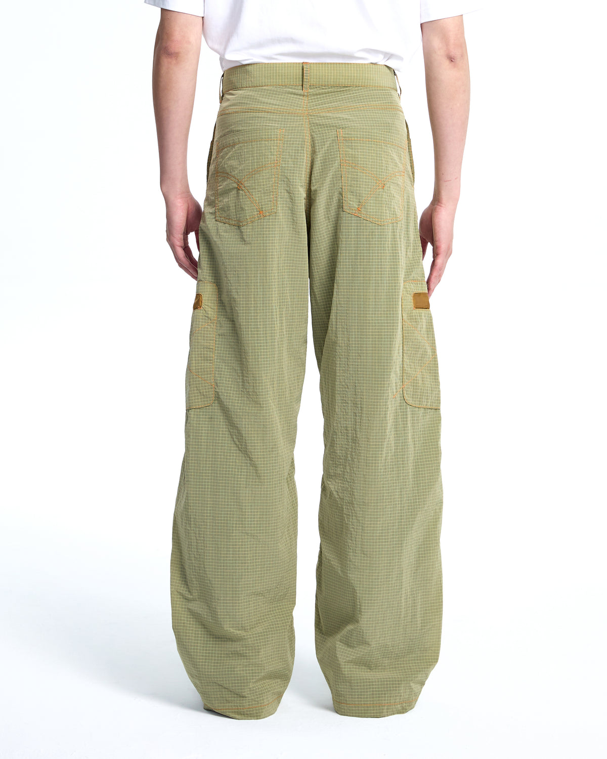 Draft nylon pants