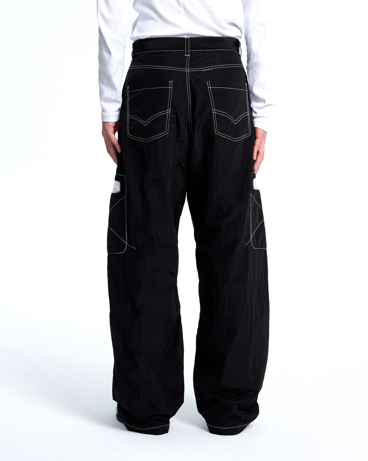 Draft nylon pants