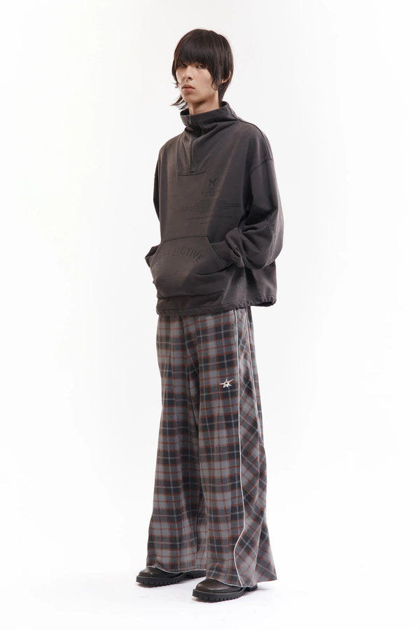 MUTATION FUNNEL NECK SWEAT