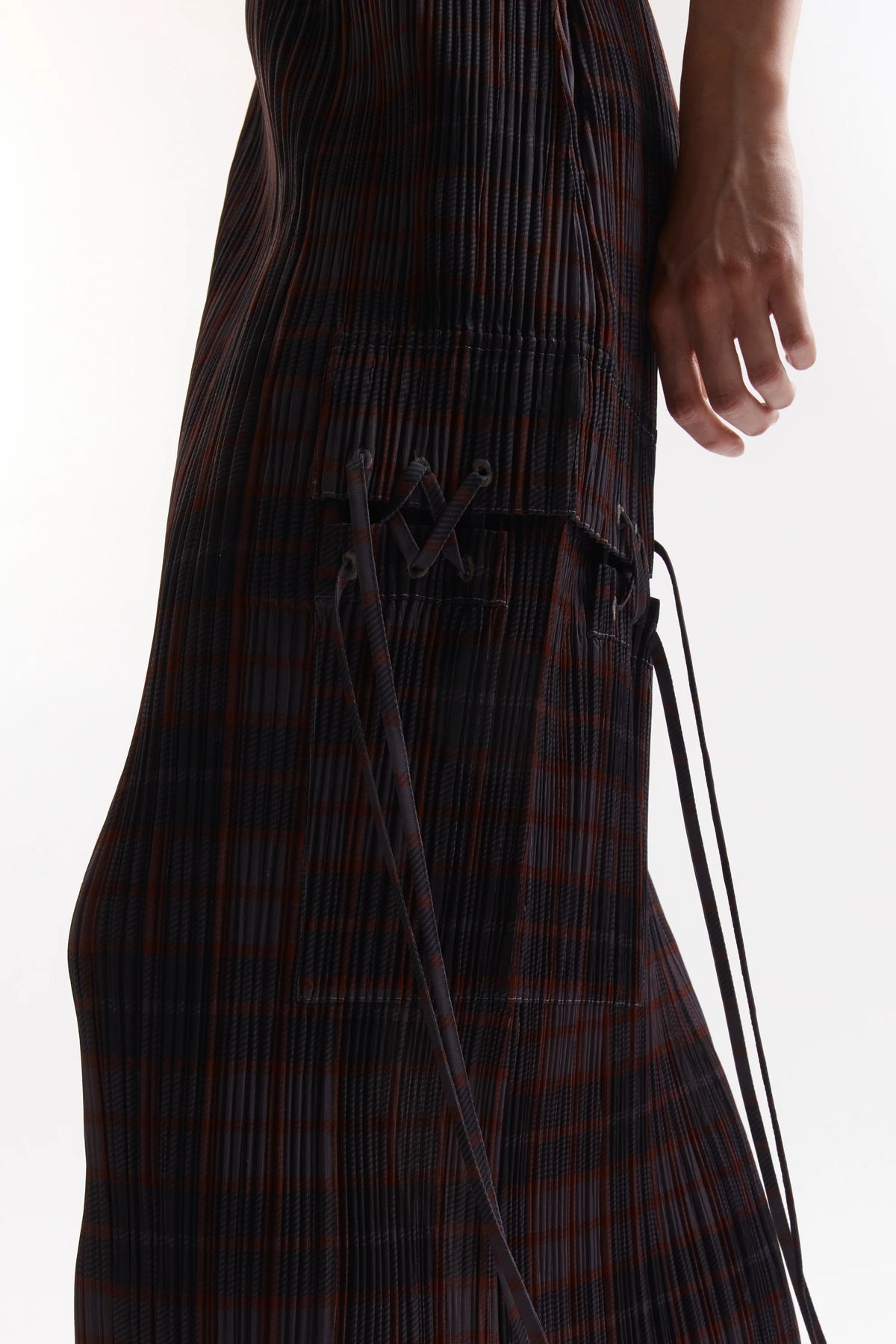 BODHI PLEATED LONG SKIRT