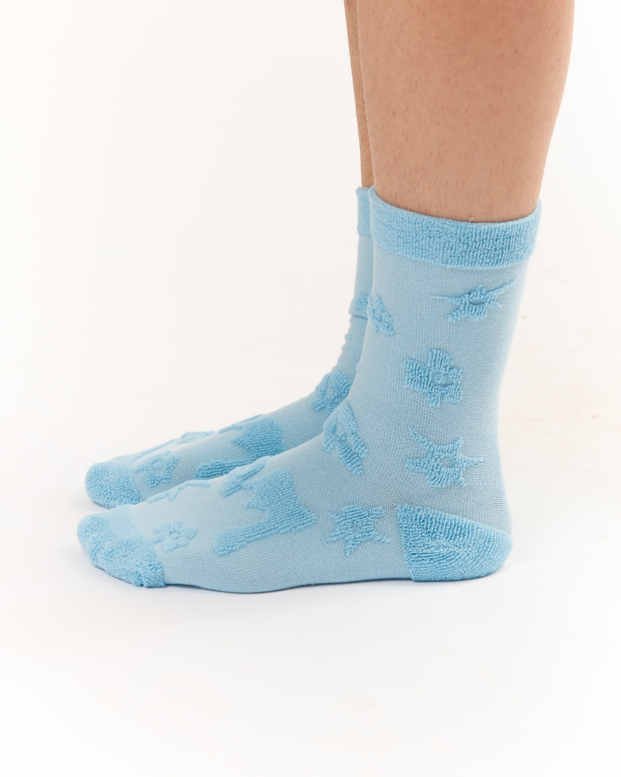 TEXTURE GESTURES SOCKS - BABY BLUE