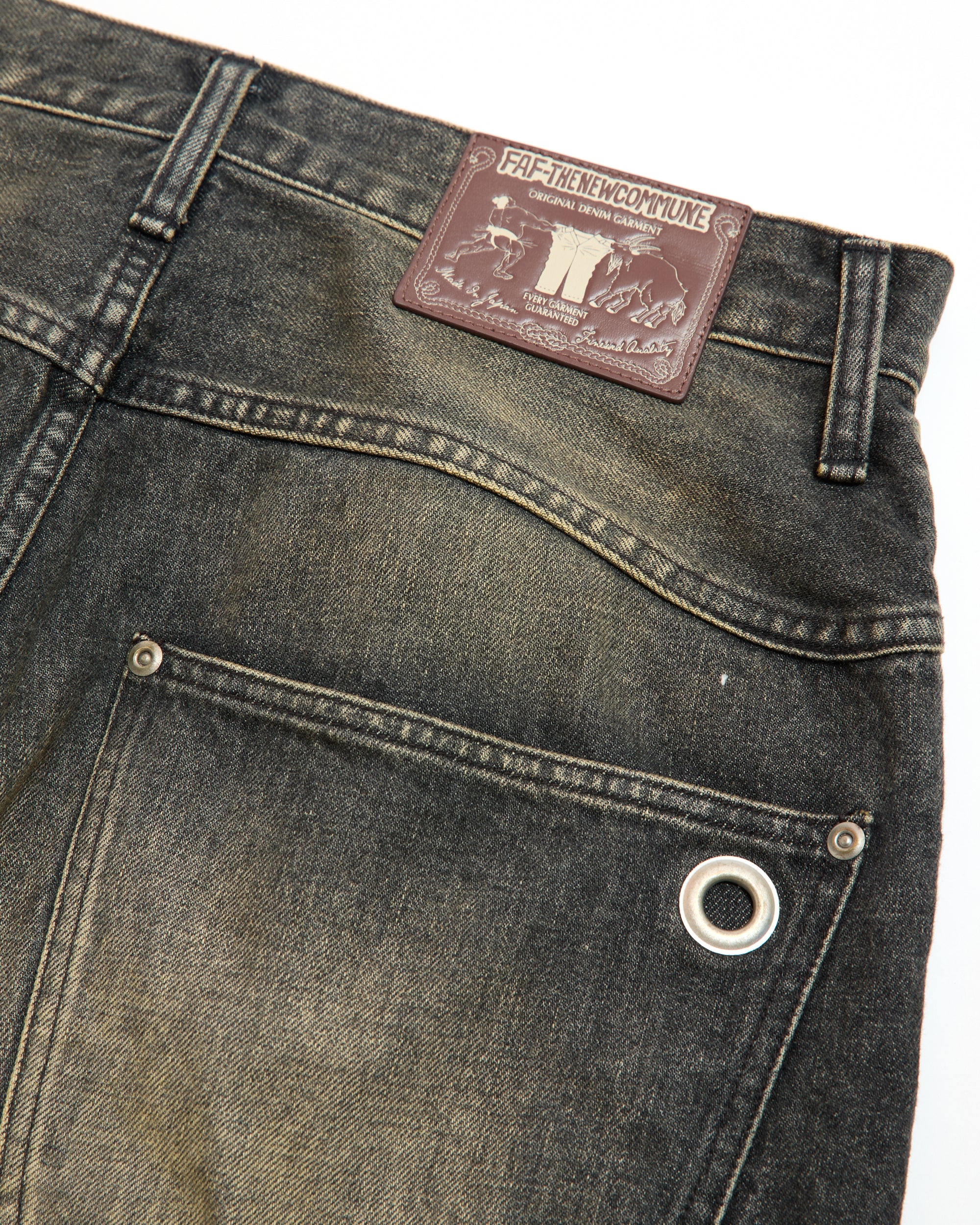 NEWCOMMUNE Baggy Denim Shorts