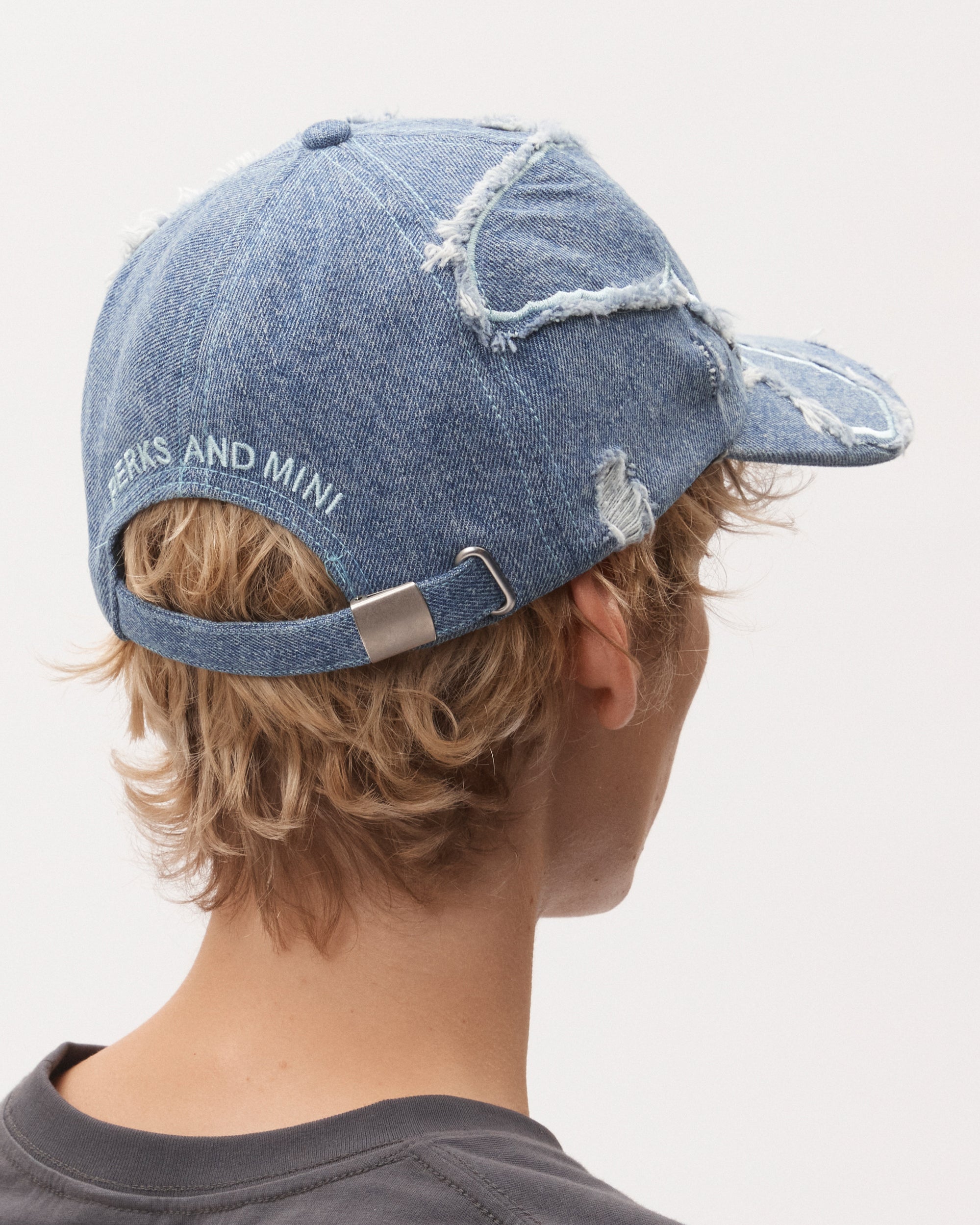 POWDER ALIEN BUTTERFLY KISS BASEBALL CAP