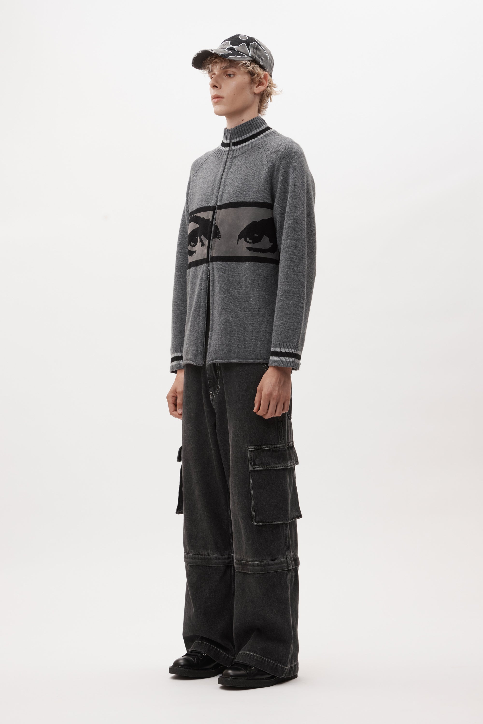 EYES ZIP THRU KNIT CARDIGAN