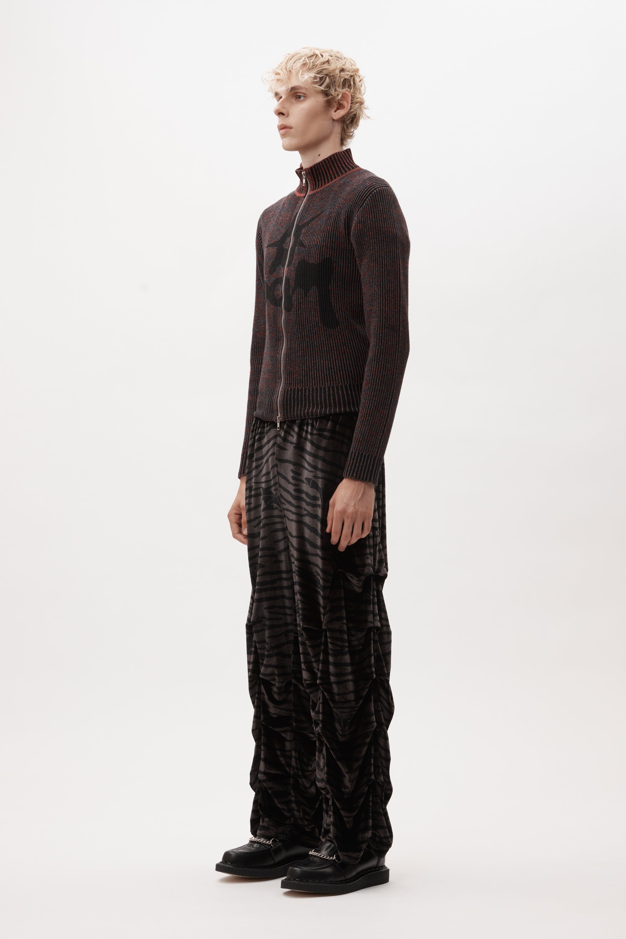 URCHIN STEADFAST ZIP  THRU KNIT