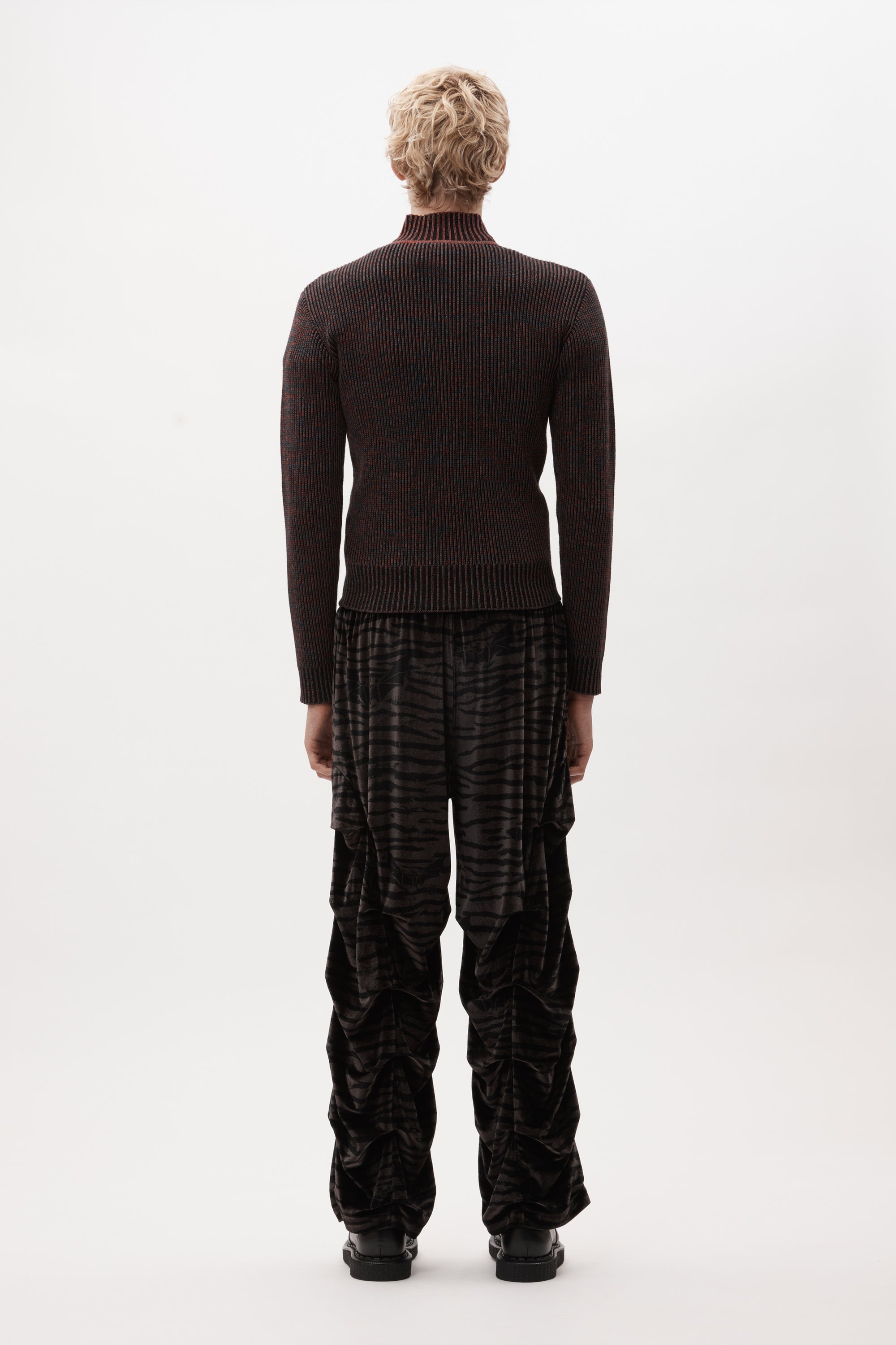 URCHIN STEADFAST ZIP  THRU KNIT