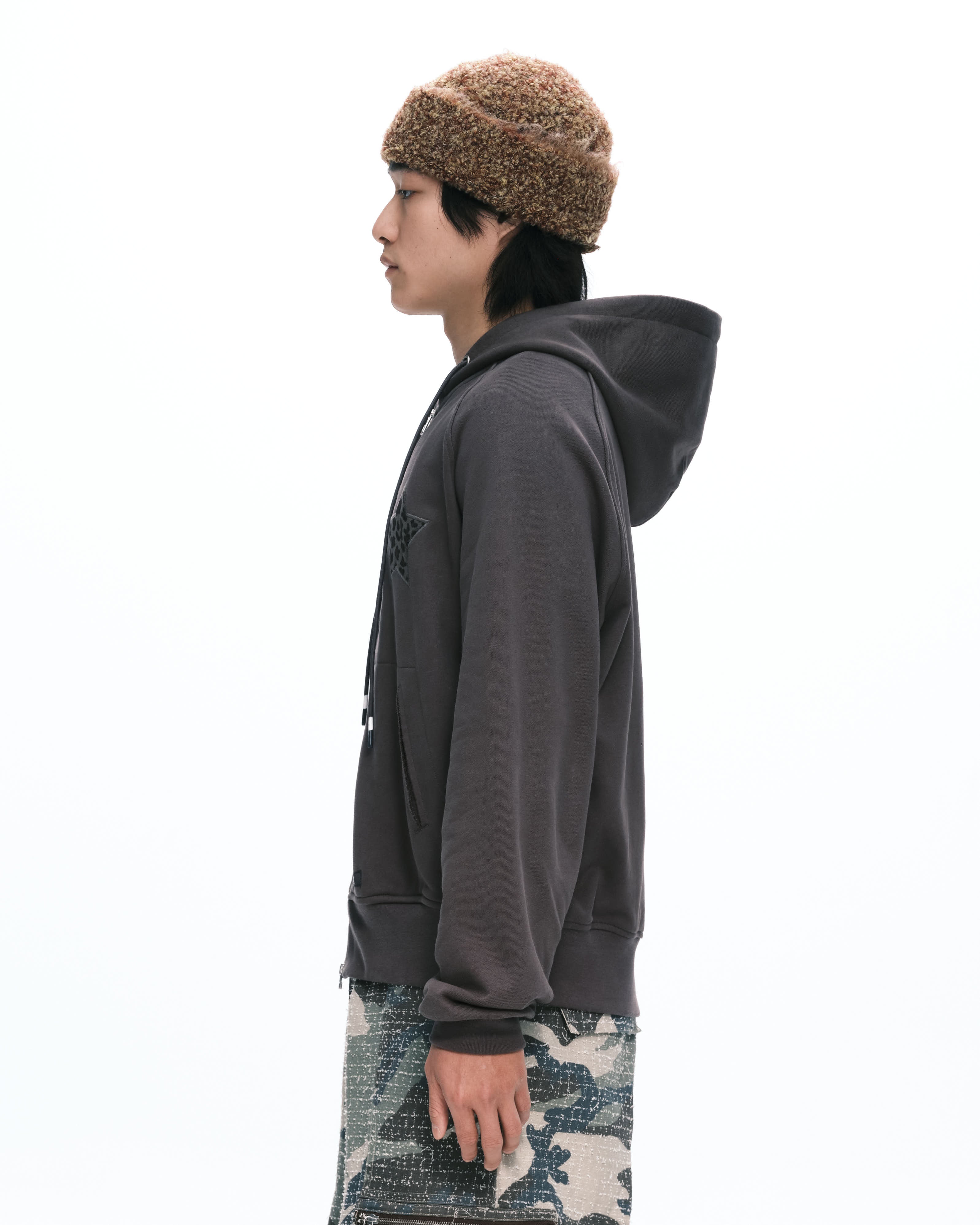 Star zip-up – PLATEAU STUDIO