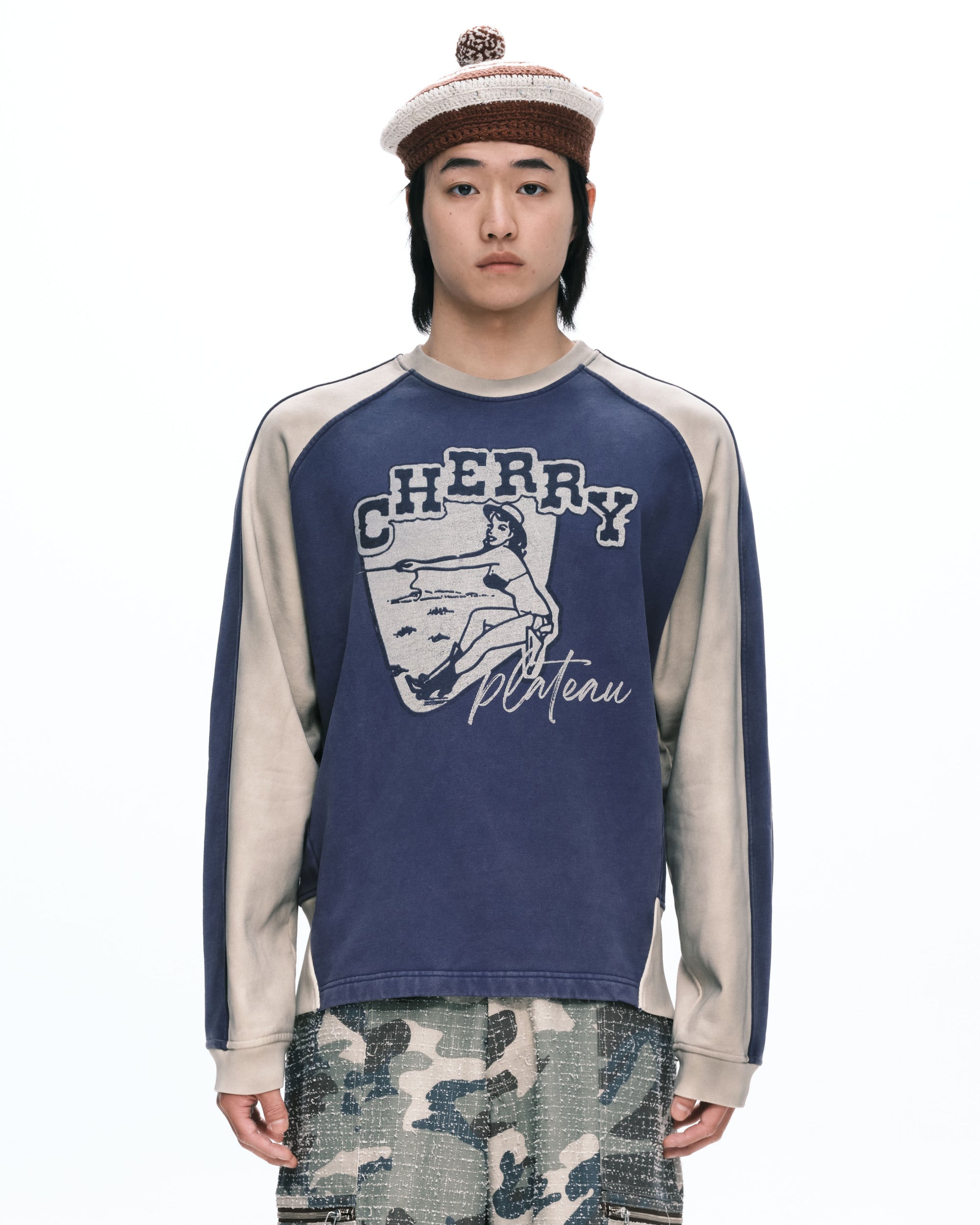 Cherry crew neck