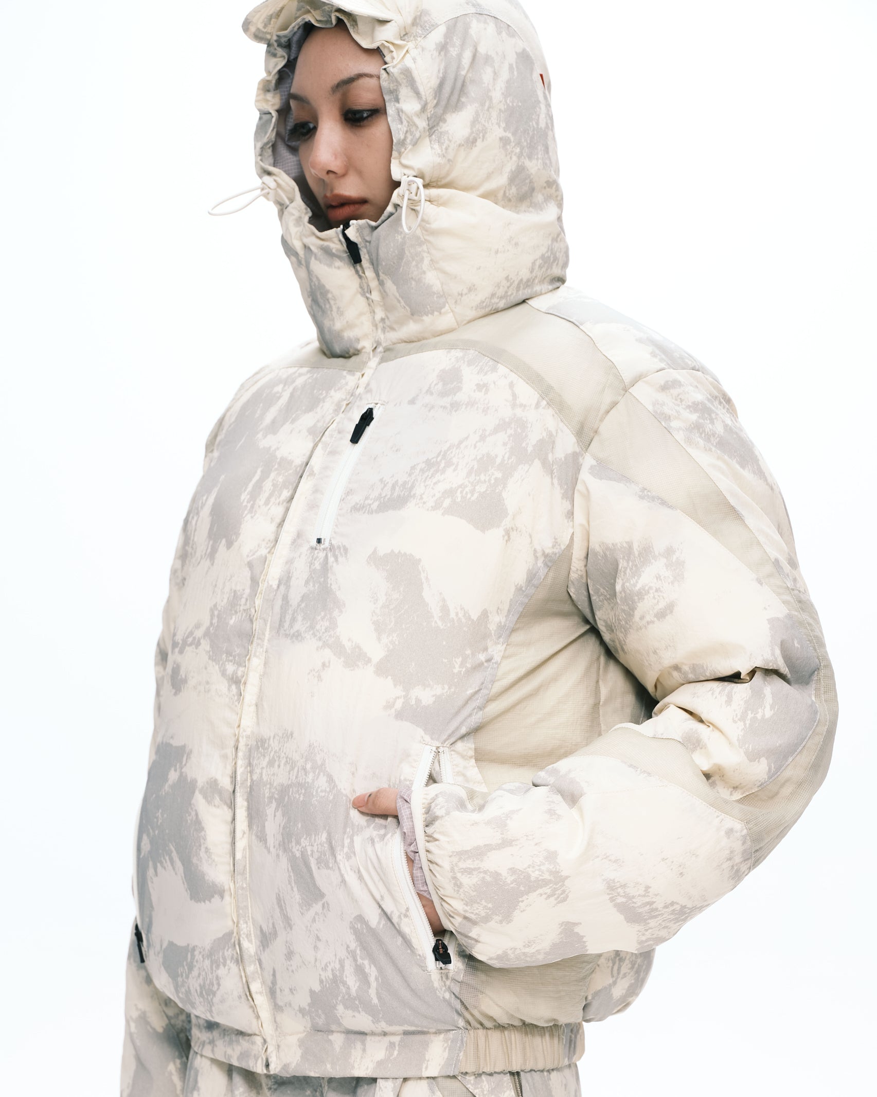 Snowy puffer jacket