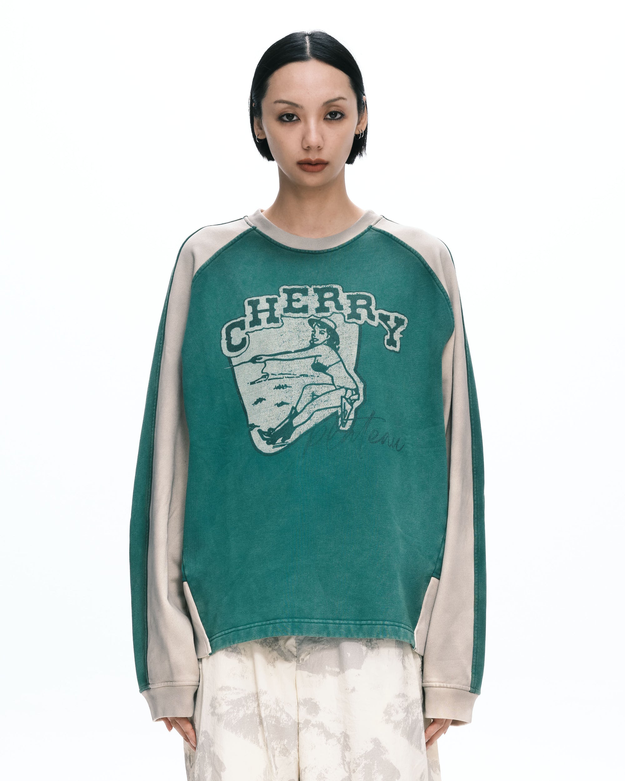 Cherry crew neck