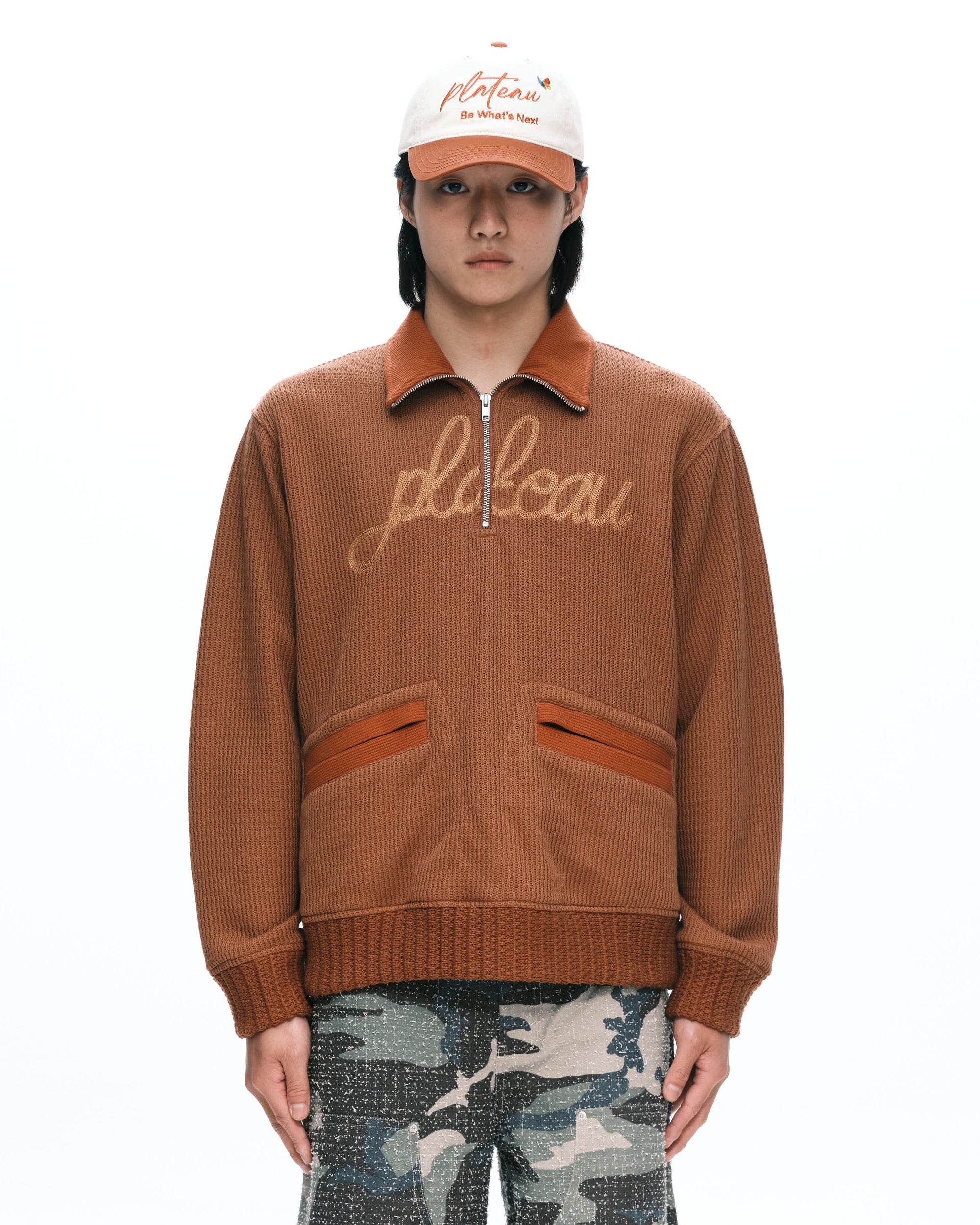 Knitted half zip up