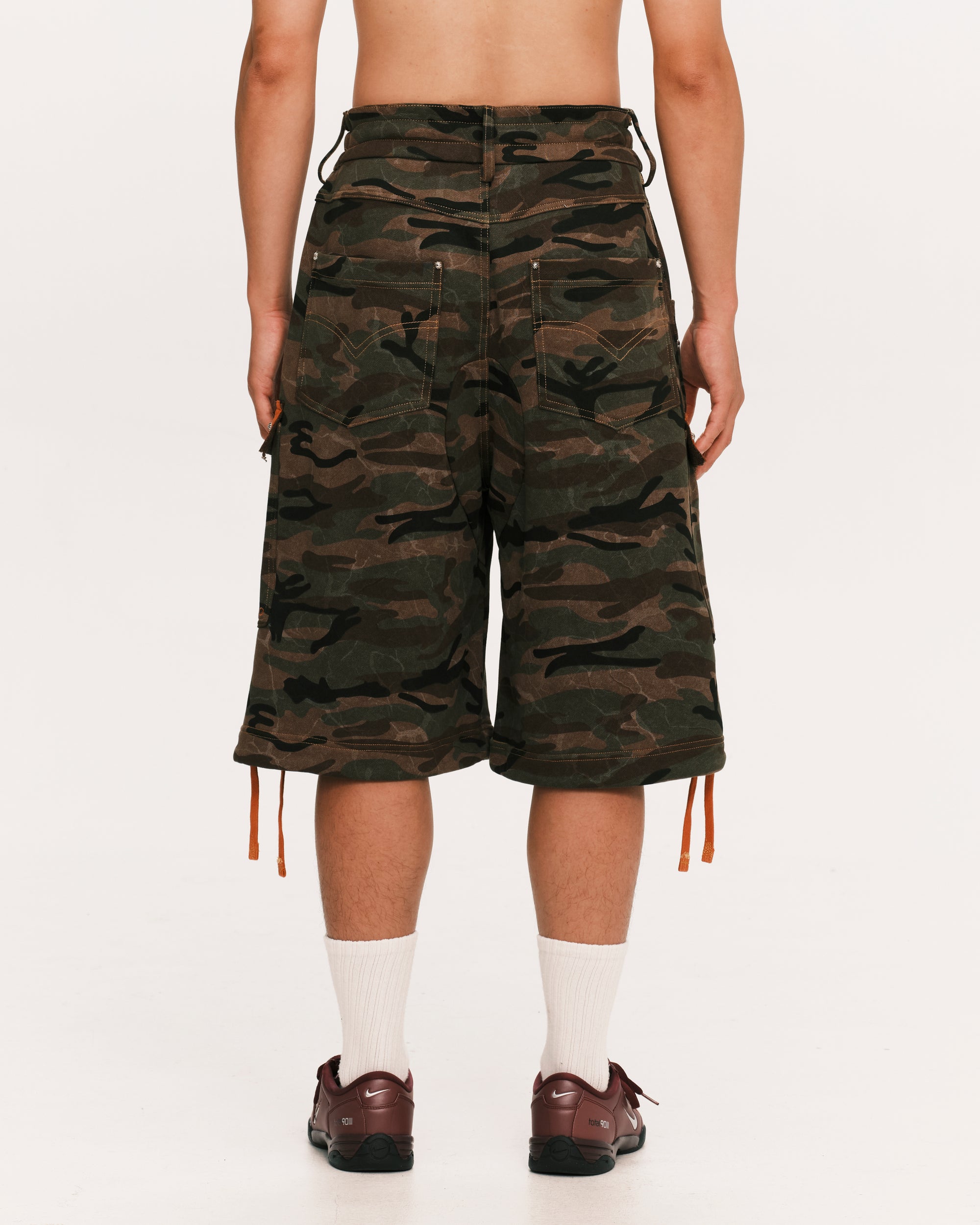 Camo sweat shorts