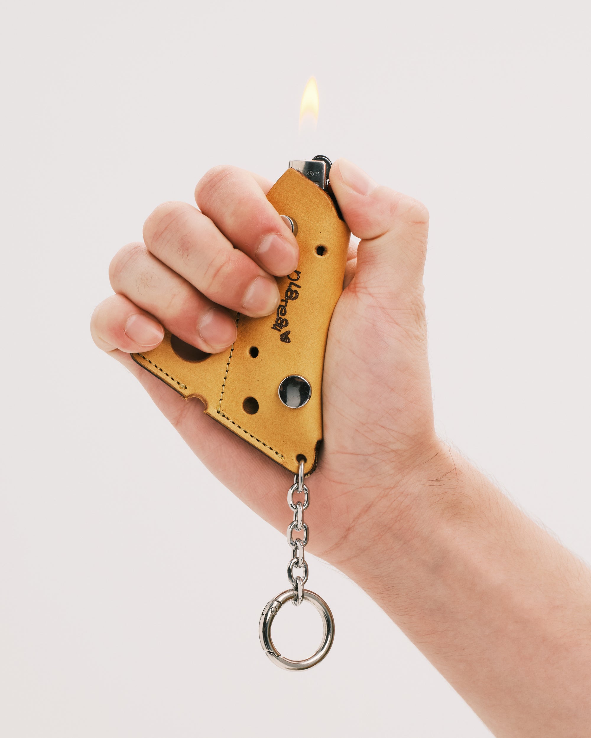 Cheese lighter case 4.0