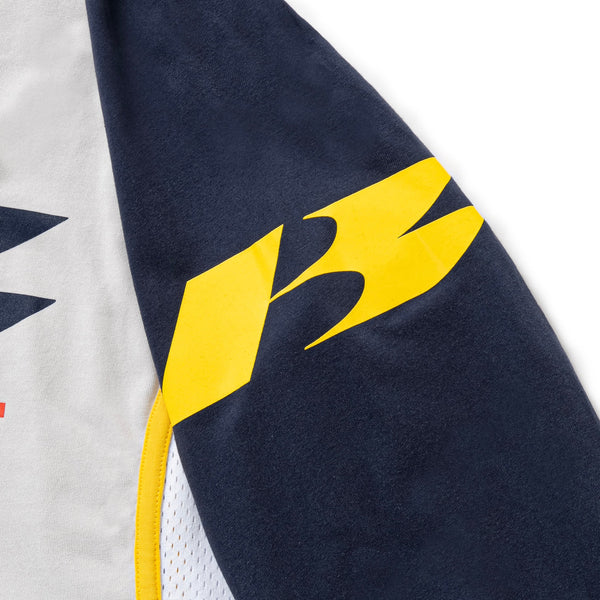 Speed Logo Paneled Top