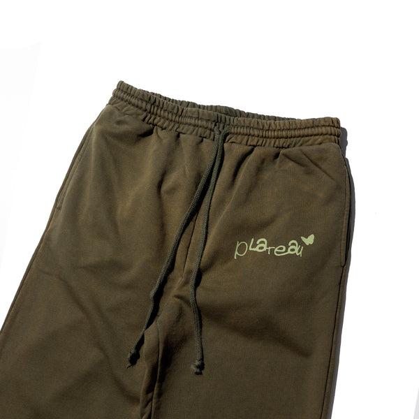 flared sweatpants